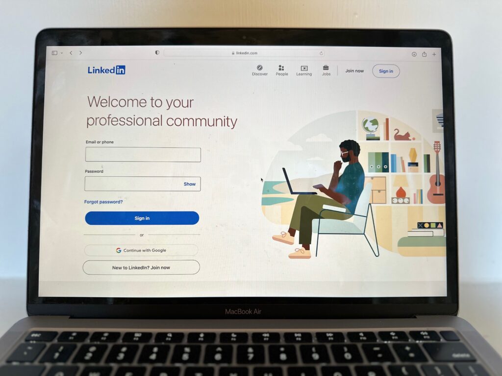 How to Master Your LinkedIn Profile – UGA Public Relations Student ...